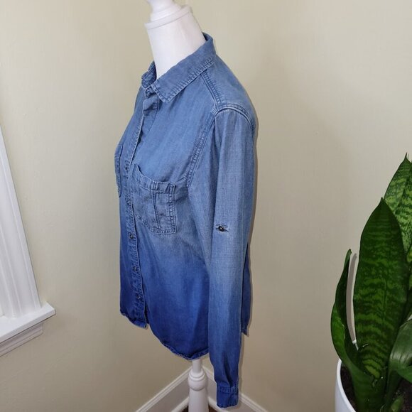 Cloth & Stone Blue Ombre Chambray Shirt Roll Tab Sleeve Button Up Top Women's XS - Picture 2 of 12